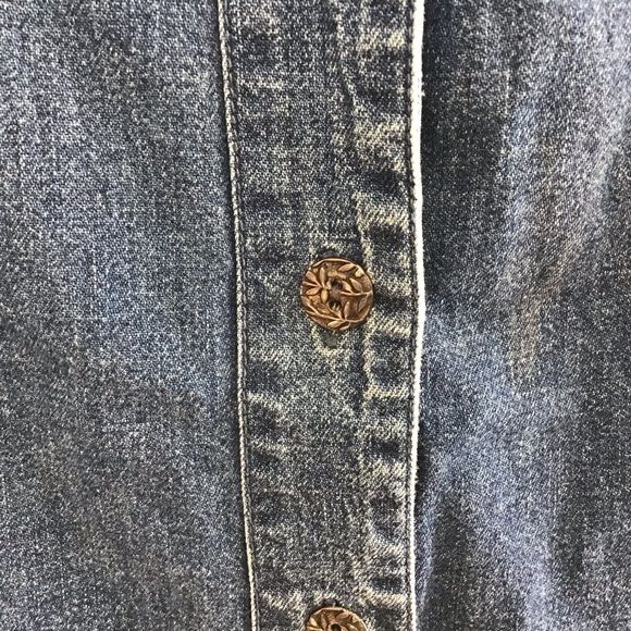 Cabela’s possibly vintage sleeveless decorative button front denim dress. Size 6 - Picture 2 of 8